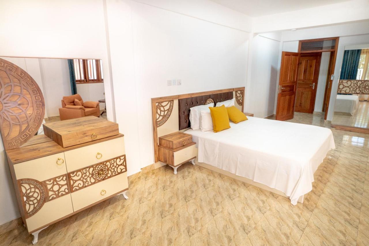 La Belle Residence Self Catering Accommodation Beau Vallon  Esterno foto