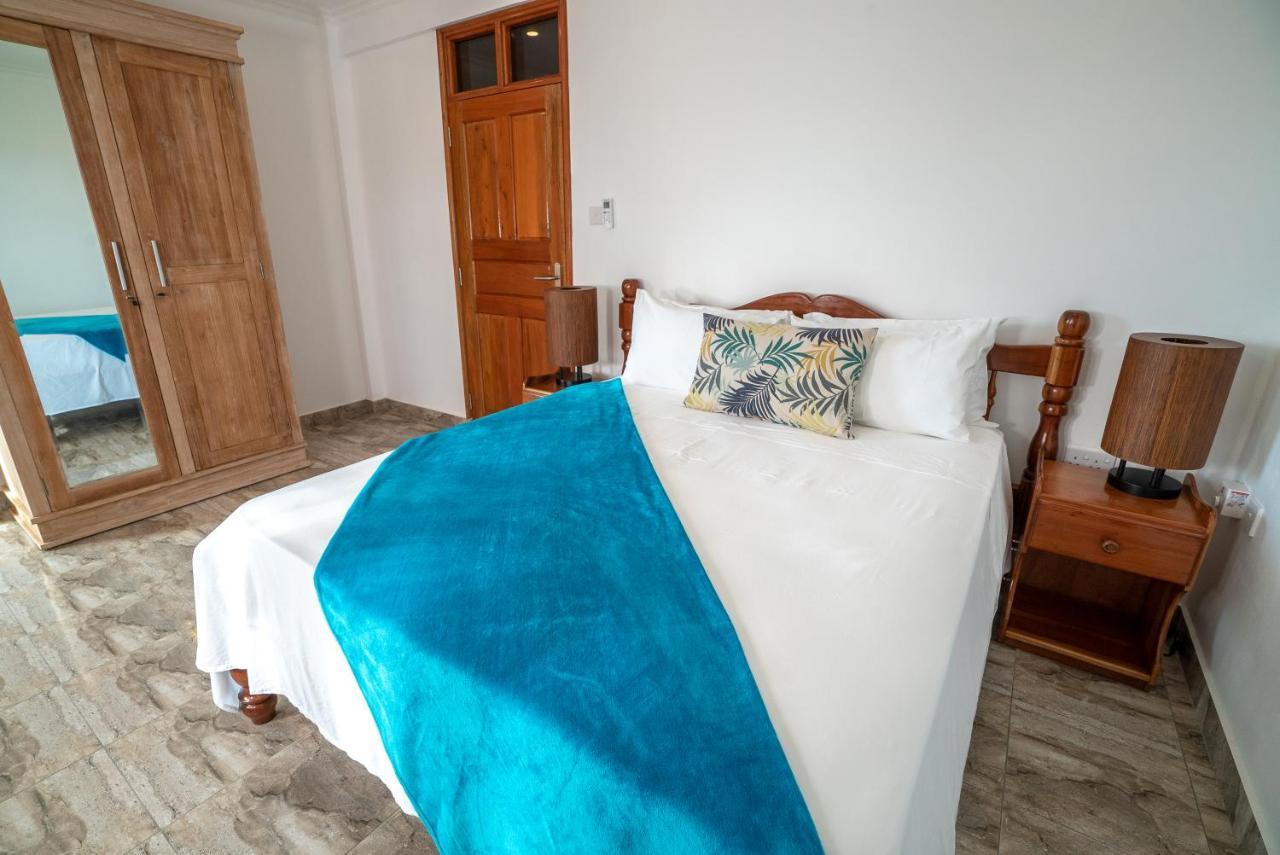 La Belle Residence Self Catering Accommodation Beau Vallon  Esterno foto